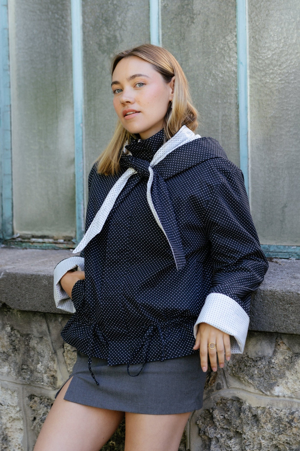 VESTE IMPERMÉABLE À POIS